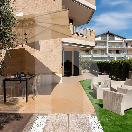 Homiday - Giardino Sul Mare Roseto Degli Abruzzi