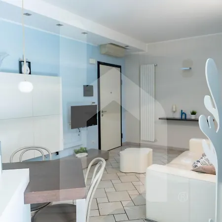 Apartamento Homiday - Giardino Sul Mare