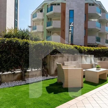 Apartamento Homiday - Giardino Sul Mare